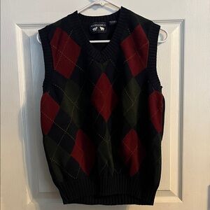 Woods And Gray Men's V-Neck Argyle Sweater Vest - Black, Red, Green